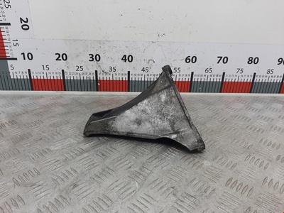 8D0199308L Кронштейн (крепление) двигателя (лапа крепления) Audi A4 B5 (1994-2001) 1998 ,058145521C