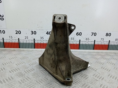 8D0199308F Кронштейн (крепление) двигателя (лапа крепления) Audi A4 B5 (1994-2001) 1995 ,8D0199306G