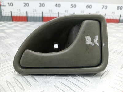 7700820524 Ручка двери внутренняя передняя правая Renault Kangoo 1 (1997-2007) 2000 ,8200285837