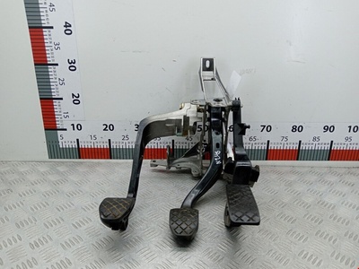 8D1721117D Педальный узел Audi A4 B5 (1994-2001) 1998 ,8D1721117J