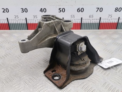 8200592642 Подушка (опора) крепления двигателя Renault Logan 1 (2004-2015) 2007 ,8200549046