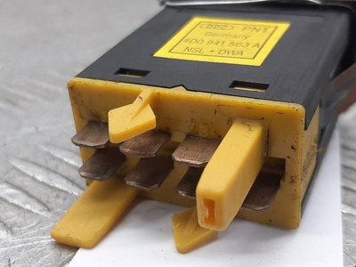 4D0941535 Кнопка противотуманных фар Audi A4 B5 (1994-2001) 1996 ,01C