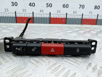 03454510 Кнопка аварийной сигнализации Land Rover Freelander 2 (2006-2014) 2006 ,LR001724