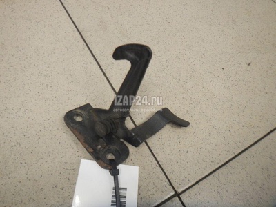 7110008B00 Крючок капота Ssang Yong Rexton I (2001 - 2006)