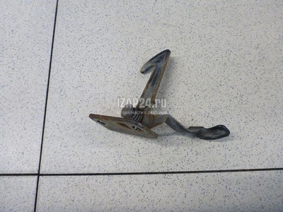 7110008B00 Крючок капота Ssang Yong Rexton I (2001 - 2006)