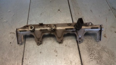 06F133317G Топливная рампа Audi A4 B7 2006 , 0261545008, 06D906051A