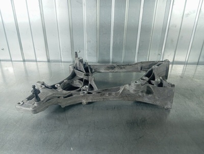 A6512011909 Кронштейн Mercedes C-class W204 2011 , A6512012009, A6512011109