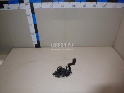 656011KE0A Замок капота Nissan Juke (F15) (2011 - 2019)