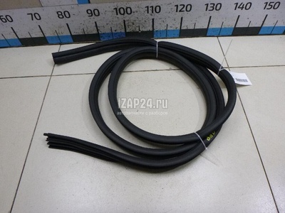 6001547017 Уплотнитель двери Renault Lada Largus 2012