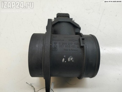 037906461A Расходомер (измеритель потока воздуха) Volkswagen Passat B4 1995