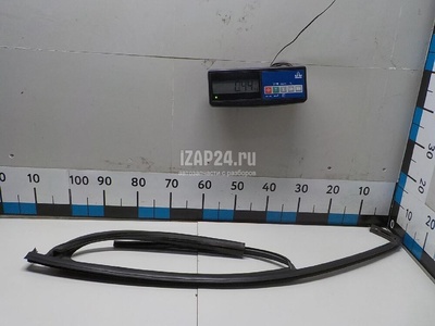 5E5839432D5AP Уплотнитель двери VAG Octavia (A7) (2013 - 2020)