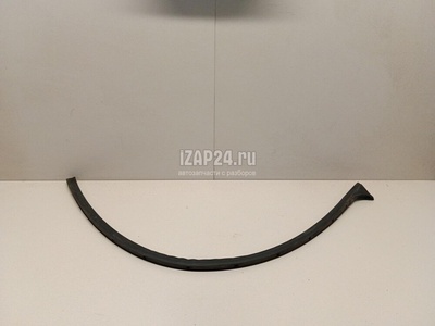5G4837651A Уплотнитель двери VAG Golf VII (2012 - 2020)