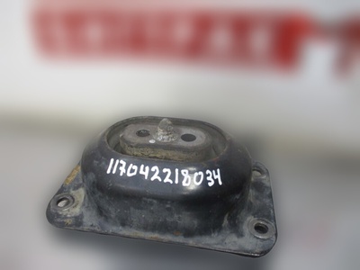 7420503552 Опора двигателя DXI11 передняя Renault Renault Premium, есть повреждение