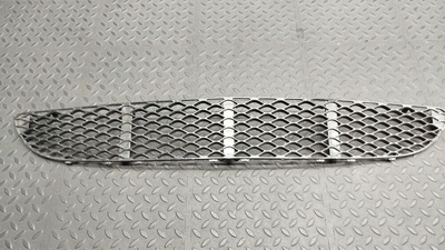 A2118850053 Решетка в бампер Mercedes E/W211 2002-2009 , id101858