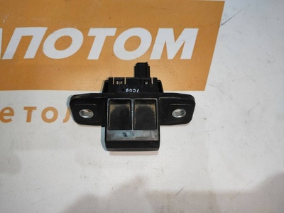 KB7W624B0 кнопка открытия багажника Mazda CX-5 KF(2016-) 2017