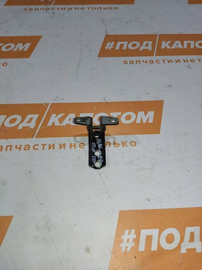 5702A005 Петля двери Mitsubishi Lancer 10(2007-2017) 2012 ,5702A063