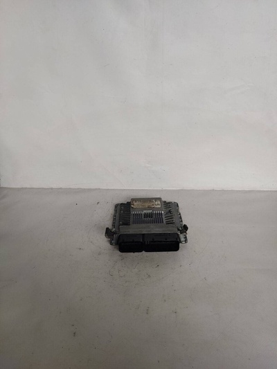 4F1907559 блок управления двигателем Audi A6 C6(2004-2008) 2006