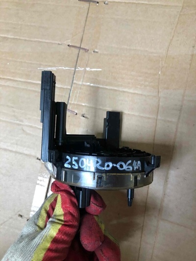 4E0953541A Шлейф руля Audi Q7 4L 2007