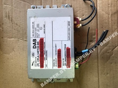 CPLA14F720BN Усилитель антенны Land Rover Discovery 4 L319 2015 CPLA-14F720-BN, C2D48696, LR072361
