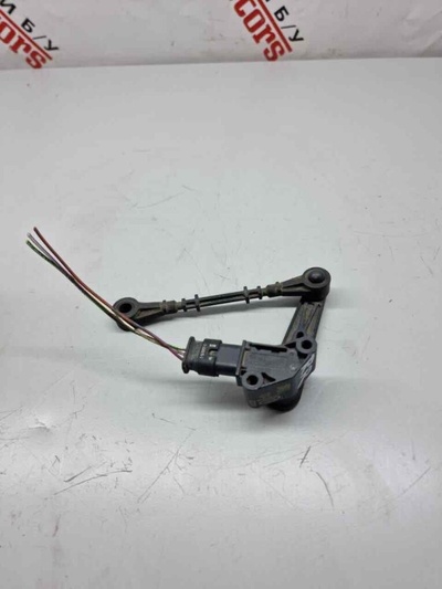 JPLA3D026BA Датчик положения подвески Land Rover Discovery 5 L462 2018 JPLA-3D026-BA, LR098915