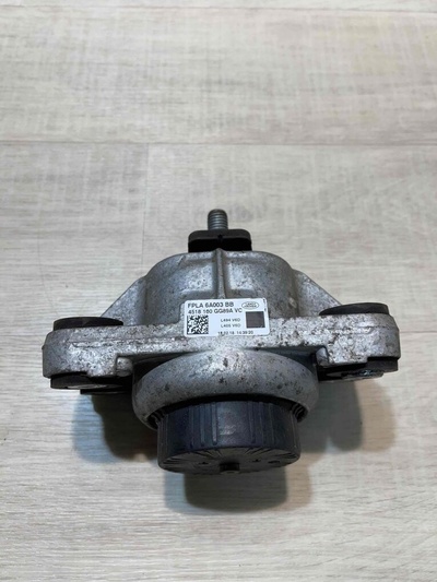 FPLA6A003BB Подушка крепления двигателя Land Rover Range Rover Sport L494 2018 FPLA-6A003-BB, LR057632
