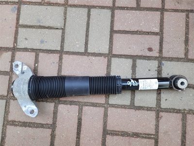 K8D218080AB Амортизатор задний Land Rover Range Rover Evoque L551 2019 K8D2-18080-AB, LR114040