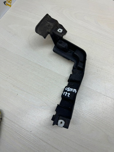 K5217B919 Кронштейн заднего бампера Land Rover Range Rover L405 2015 СА, LR037916