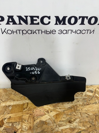 4M0854815F Брызговик AUDI Q7 4M 2022
