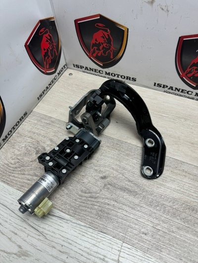 4M0827851C Механизм подъема крышки (двери) багажника AUDI Q7 4M 2022 , 4M0827299C