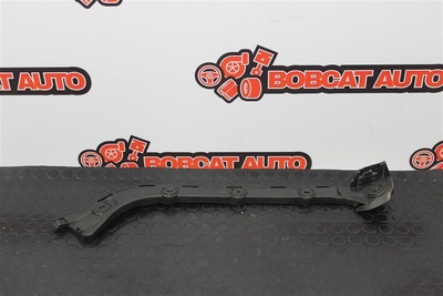 5E5807394 Кронштейн заднего бампера правый SKODA Octavia A7 Шкода Октавия А7 SKODA Octavia A7