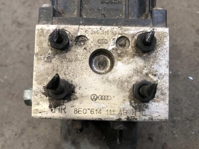 8E0614111AB Блок ABS VOLKSWAGEN Passat B5 1998 0265216559