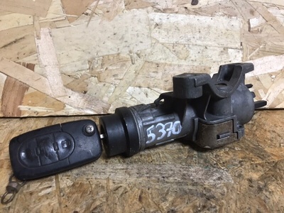 4B0905851G Замок зажигания AUDI A4 B6 2002