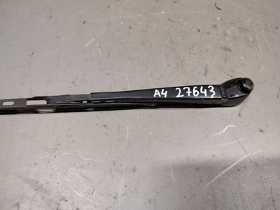 8D9955407A Щеткодержатель (поводок стеклоочистителя, дворник) AUDI A4 B5 1999