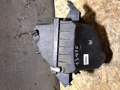 4B0133837 Корпус воздушного фильтра AUDI A6 C5 1998
