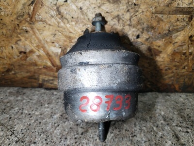 8D0199379J Подушка крепления двигателя AUDI A4 B5 1997