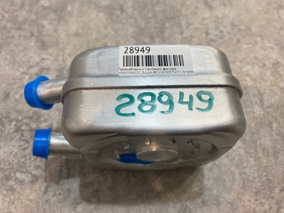 068117021B Теплообменник масляного фильтра VOLKSWAGEN Passat B3 1988