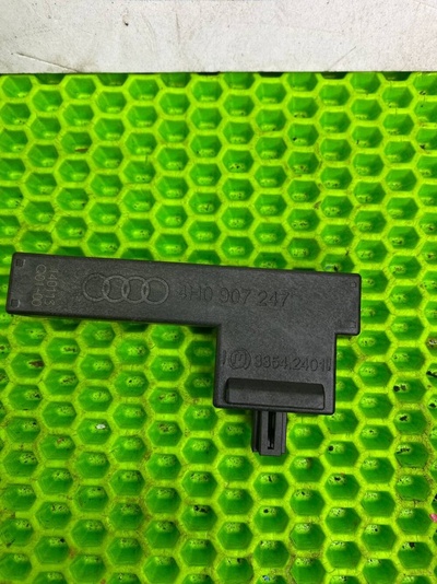 4H0907247 Антенна на Audi S8, A8 (D4), 4H2, 4H8, 4HC, 4HL Audi A8 D4 рестайлинг (2013—2017) 4HC 2015