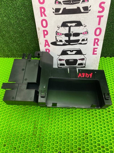 4H0907347H Кронштейн на Audi S8, A8 (D4), 4H2, 4H8, 4HC, 4HL Audi A8 D4 рестайлинг (2013—2017) 4HC 2015