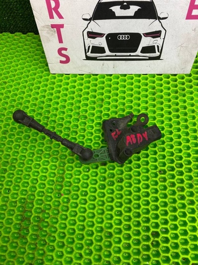 3C0907503 Датчик положения кузова на Audi A8 (D4), 4H2, 4HC Audi A8 D4 рестайлинг (2013—2017) 4HC 2015