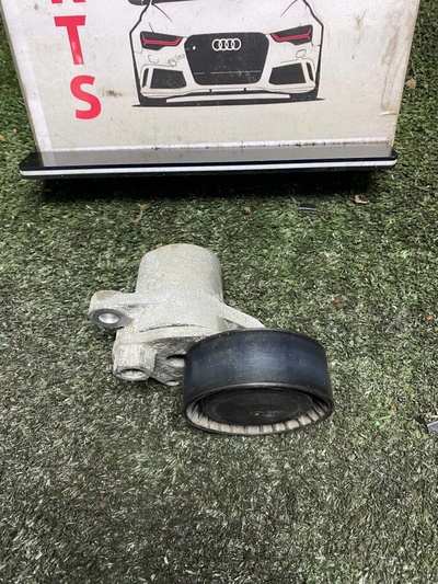 04E145299L Натяжитель приводного ремня на Audi A3, 8V1, 8VA Audi A3 8V (2012—2016) DBA-8VCXS 2014