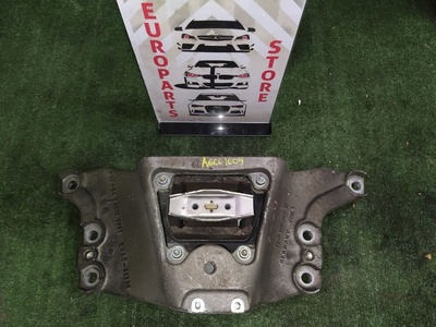 4F0399263M Подушка АКПП с кронштейном на Audi A6 (C6), 4F5 Audi A6 C6 рестайлинг (2008—2011) 4F5 2010
