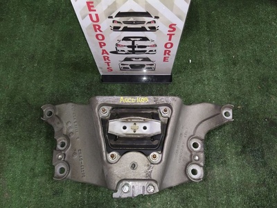 4F0399263M Кронштейн АКПП с подушкой на Audi A6 (C6), 4F5 Audi A6 C6 рестайлинг (2008—2011) 4F5 2010
