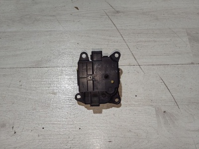 277328072R Сервопривод отопителя Renault Fluence I (2009—2013) Renault Fluence I (2009—2013) L30R 2013