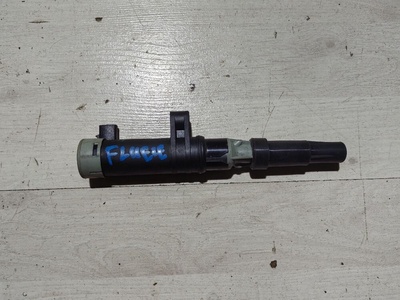 224333529R Катушка зажигания Renault Fluence I (2009—2013) Renault Fluence I (2009—2013) L30R 2013