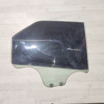 8200240552 Стекло двери Renault Logan I (2004—2009) Renault Logan I (2004—2009) 2006