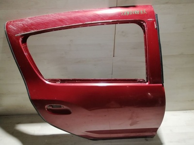 821005582R Дверь Renault Sandero II (2013—2018) Renault Sandero II (2013—2018) 2016