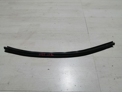 83231A2000 Уплотнитель стекла двери Kia Ceed JD (2012—2015) Kia Ceed JD (2012—2015) JD 2015