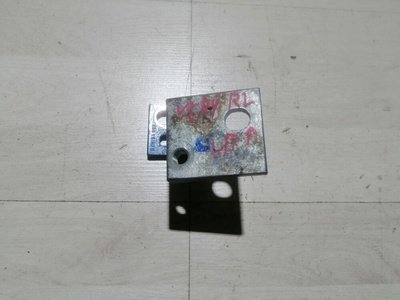 A136206010DY Петля двери Chery Very A13 (2011—2014) Chery Very A13 (2011—2014) 2013
