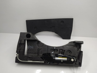 3AA011031B Домкрат Volkswagen Passat B7 (2010-2015) 2014