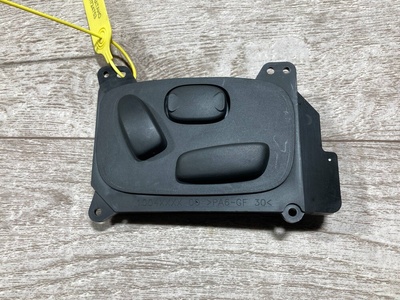 BJ3214B566DA Кнопка регулировки сидения Land Rover Evoque 1 поколение 2014 ,LR024318,LR071738